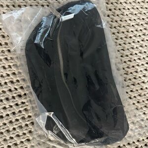 NWT Lululemon City Adventure Belt Bag